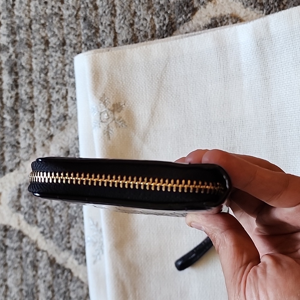 Black Croc Embossed Wristlet Wallet. - Picture 6 of 9